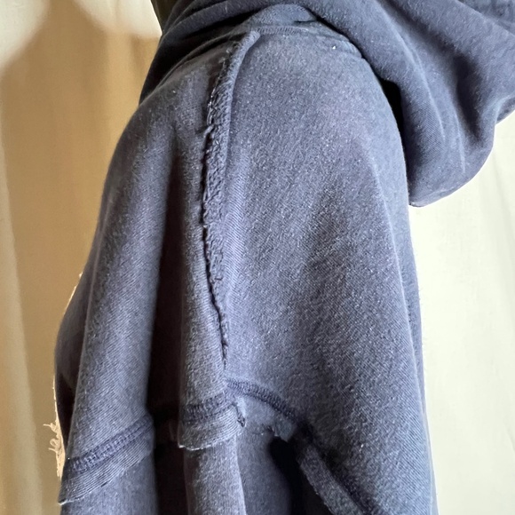 Dallas Cowboys Sweatshirt - Picture 7 of 8